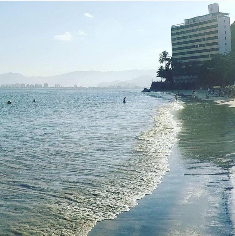 Lindo Apto Praia Martin De Sa Em Condominio Com Piscina, Estacionamento, Wi-Fi 150Mbps,Perto Do Mar!!! Caraguatatuba Exterior foto